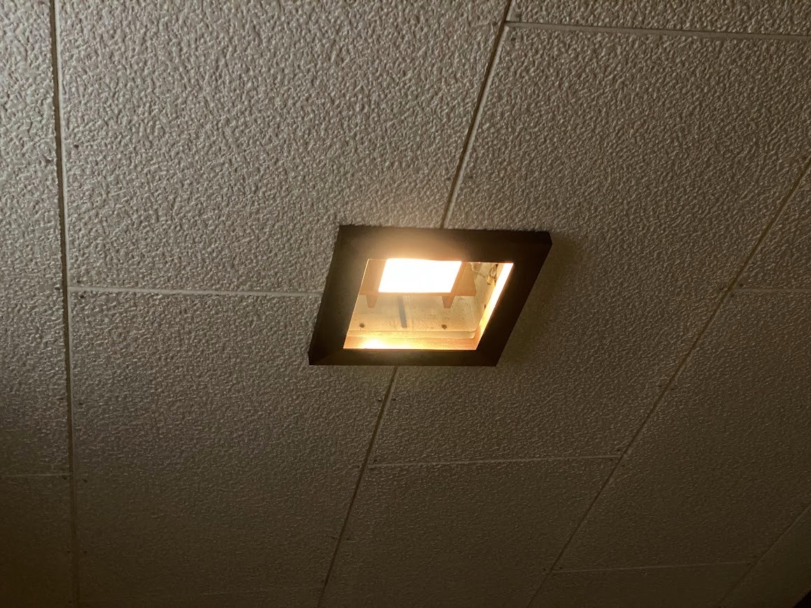 人感センサー電球